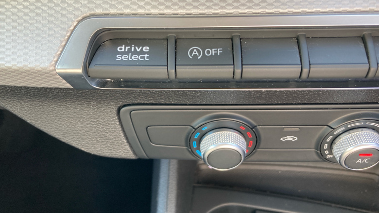 Audi Q2 30 TFSI Sport 5dr Petrol Estate
